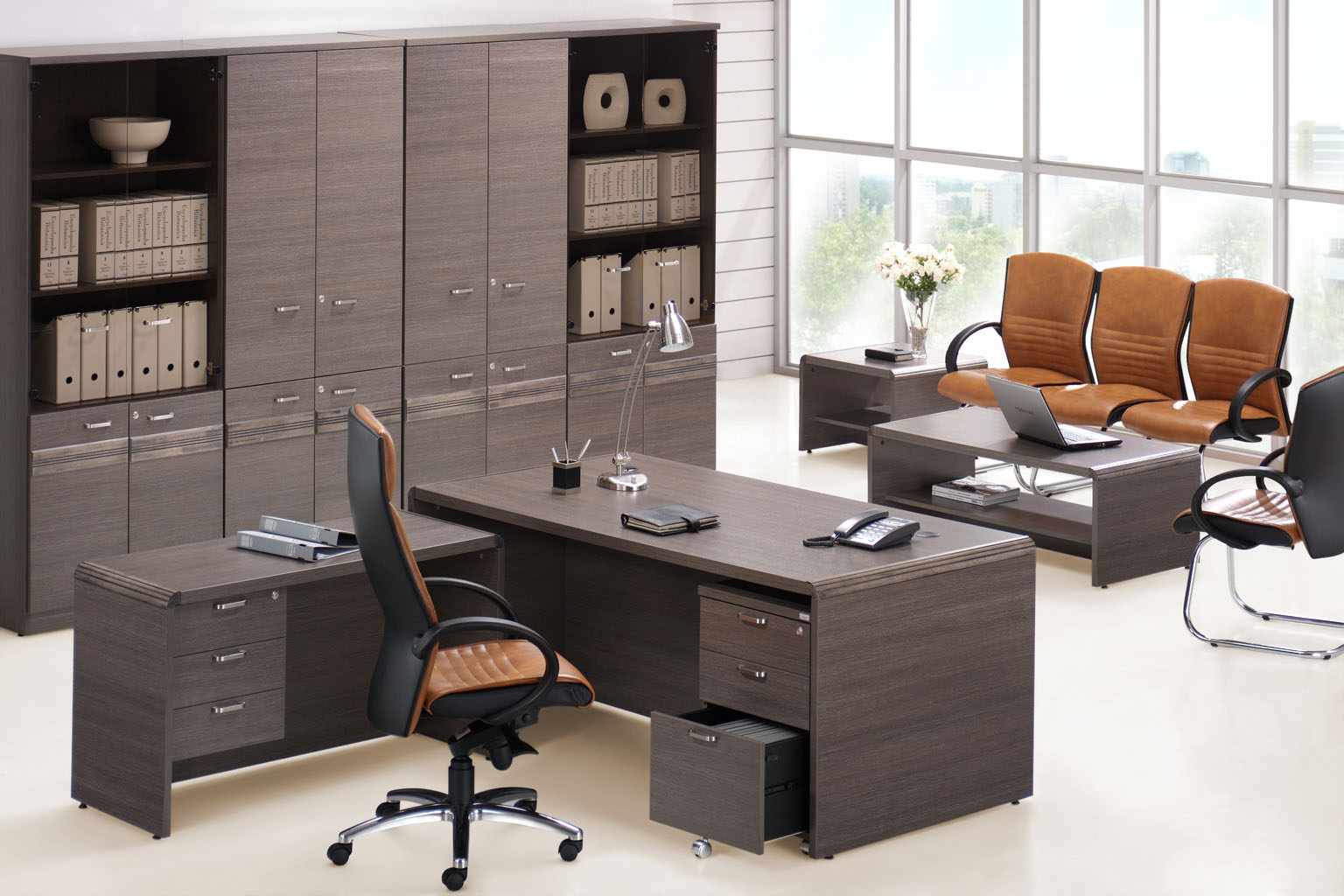 executive office furniture dubai